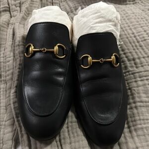 Gucci Black Leather Loafers with Gold Hardware